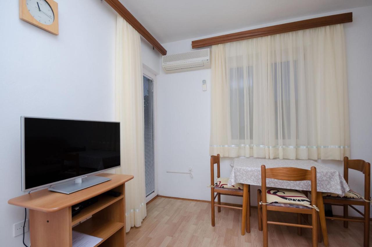 Apartments Ruza-Rajska beach Lopar Buitenkant foto