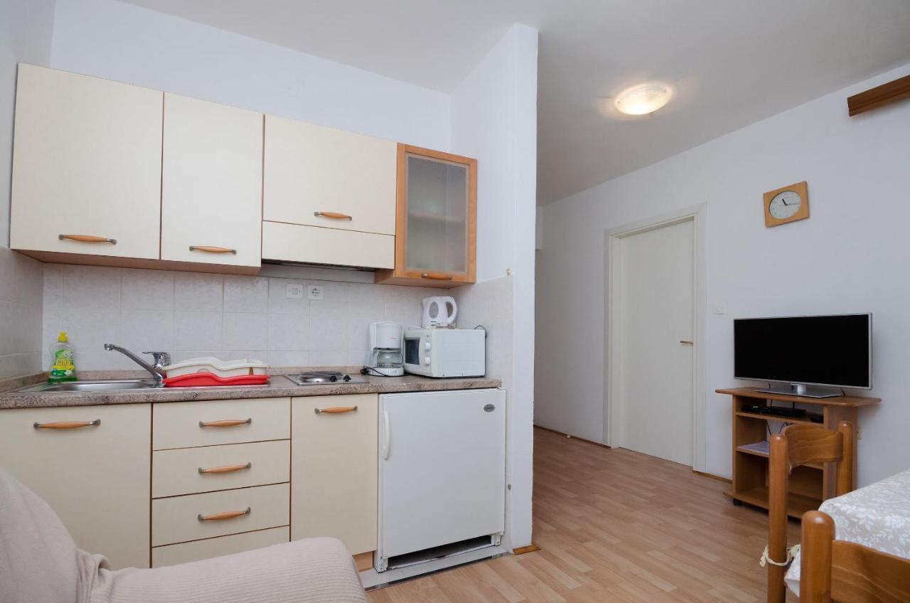 Apartments Ruza-Rajska beach Lopar Buitenkant foto