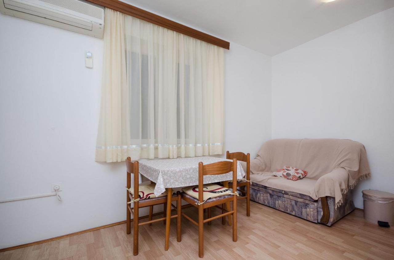 Apartments Ruza-Rajska beach Lopar Buitenkant foto